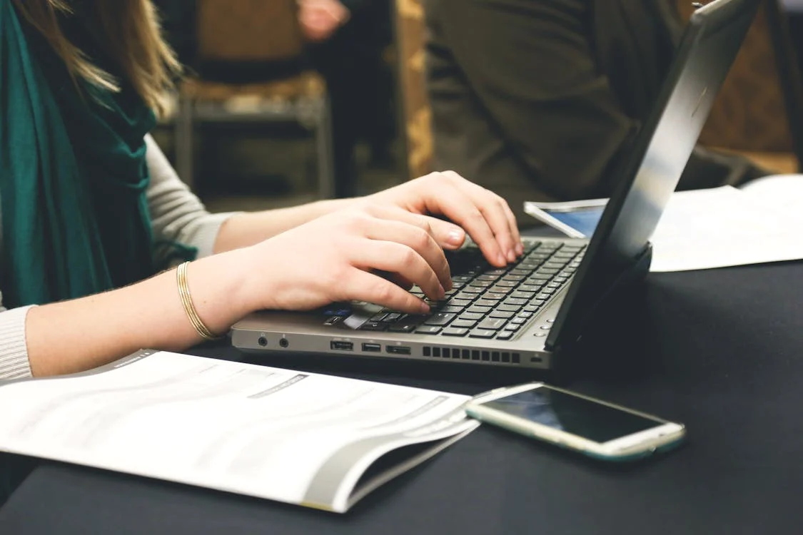 Mastering Remote Collaboration: 7 Tips for Thrivin