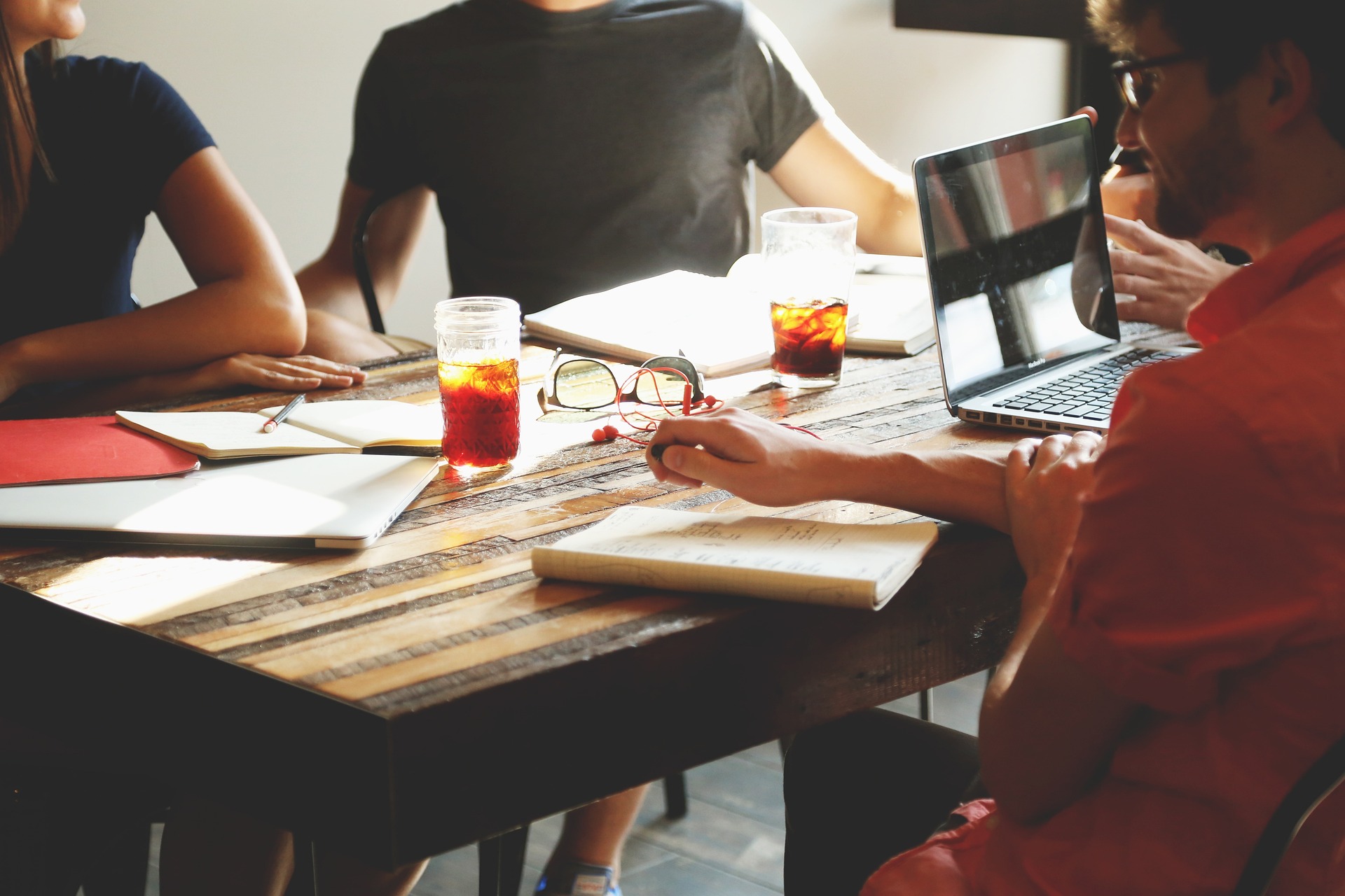 Why Digital Agencies Need a Reliable Custom Softwa